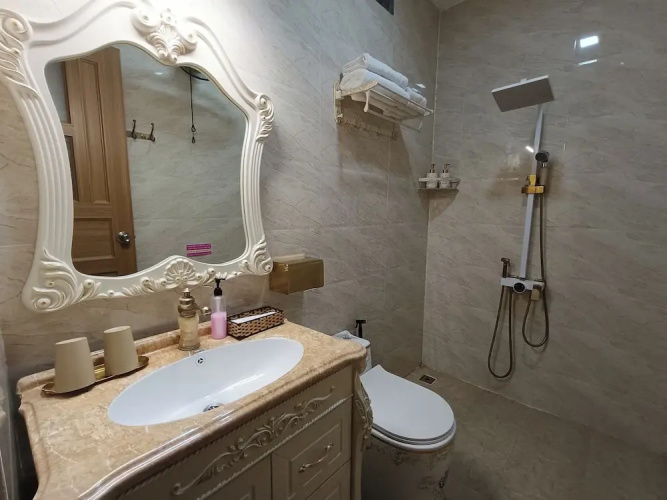 Aroma Luxury Villa