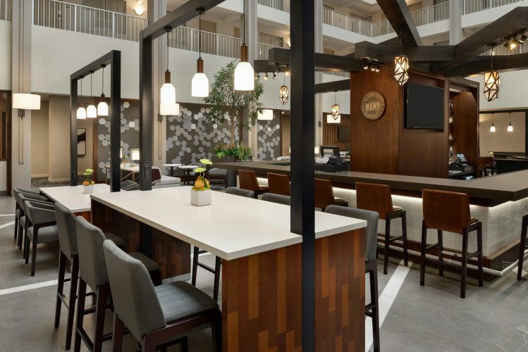 Embassy Suites by Hilton Cincinnati RiverCenter photo 26