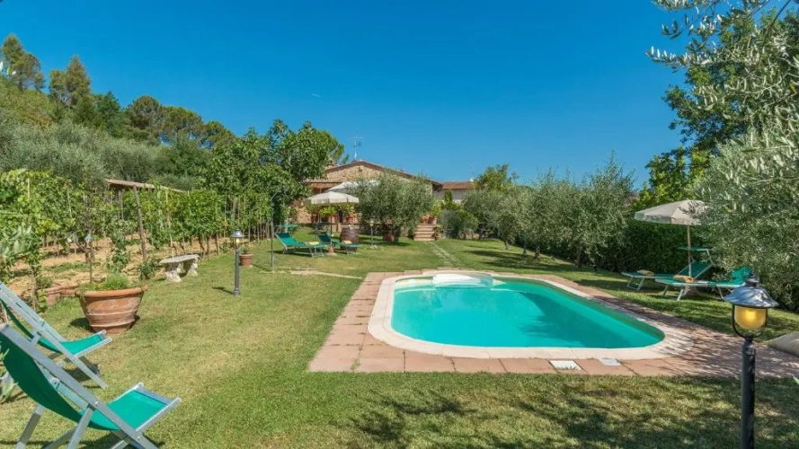 3 Bedrooms Villa