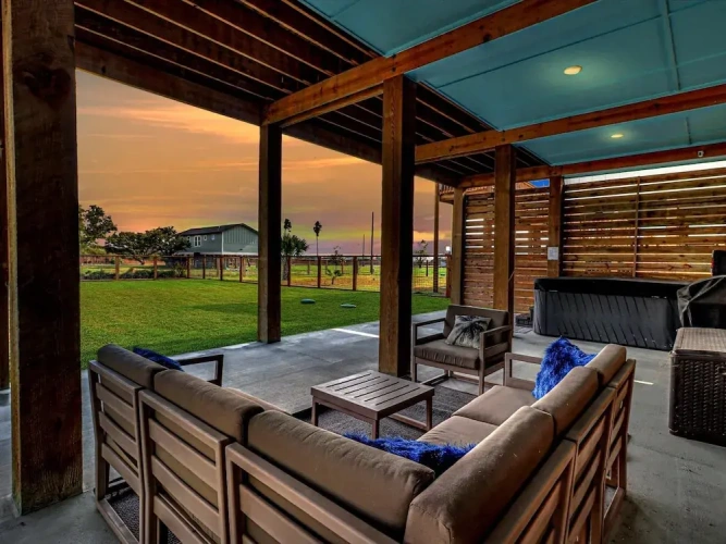 2 Bedrooms Cottage