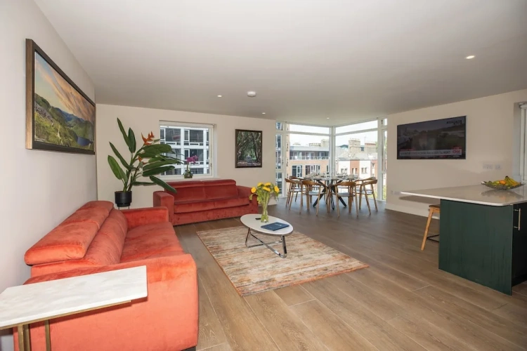 3 Bedrooms Deluxe Apartment
