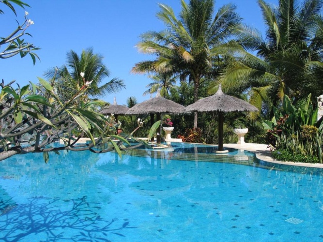 Deluxe Double room with pool view