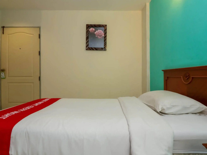 Nida Rooms Chiang Mai Somphet Market(Nida Rooms Chiang Mai Somphet Market at MD House)