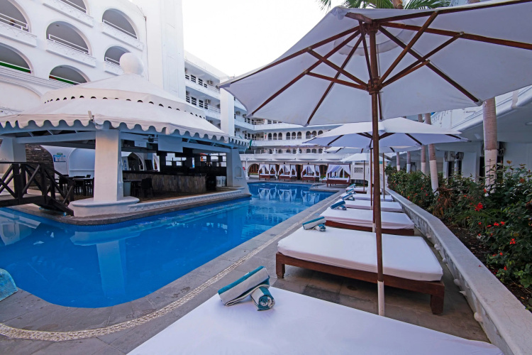 Hotel Fiesta Mexicana Manzanillo photo 21