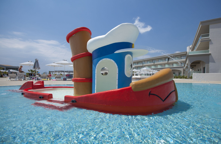 TUI BLUE Lagoon Princess photo 24
