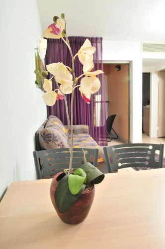 Tzuba Hotel