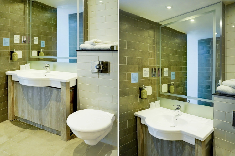 Holiday Inn Express Crewe photo 9