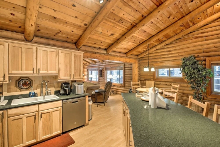 3 Bedrooms Cottage