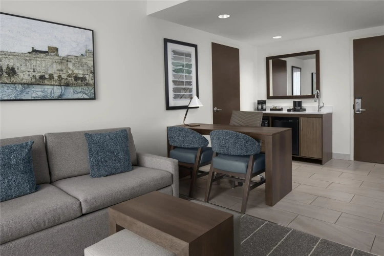 1 Bedroom Double Suite