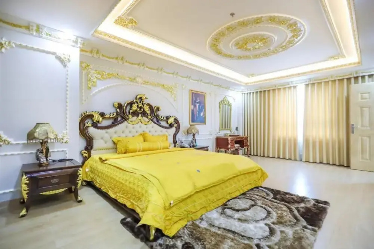 Phoenix Hotel 3