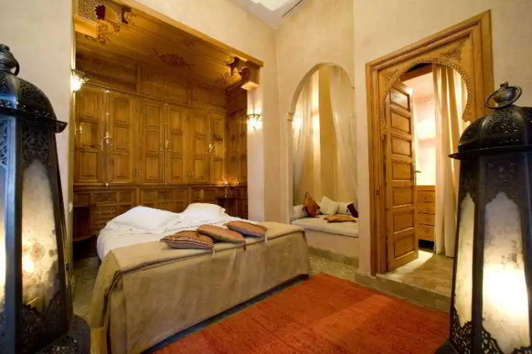 Angsana Riad Lydines