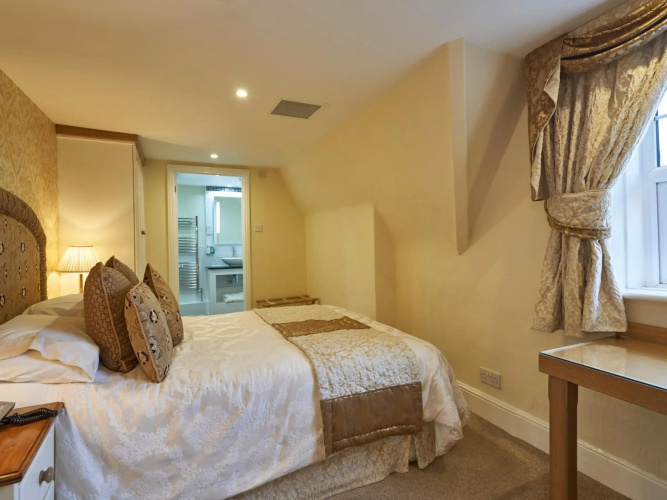 Hempstead House Hotel