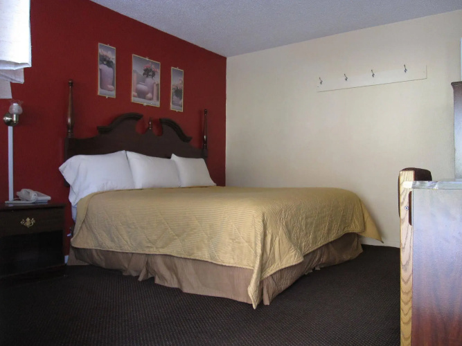 Palace Inn