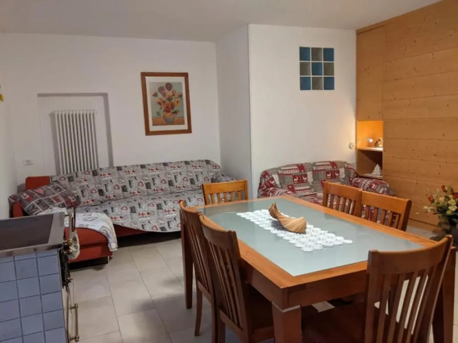 2 Bedrooms Apartment with balcony and with view
