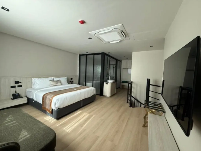 Premier Double Suite