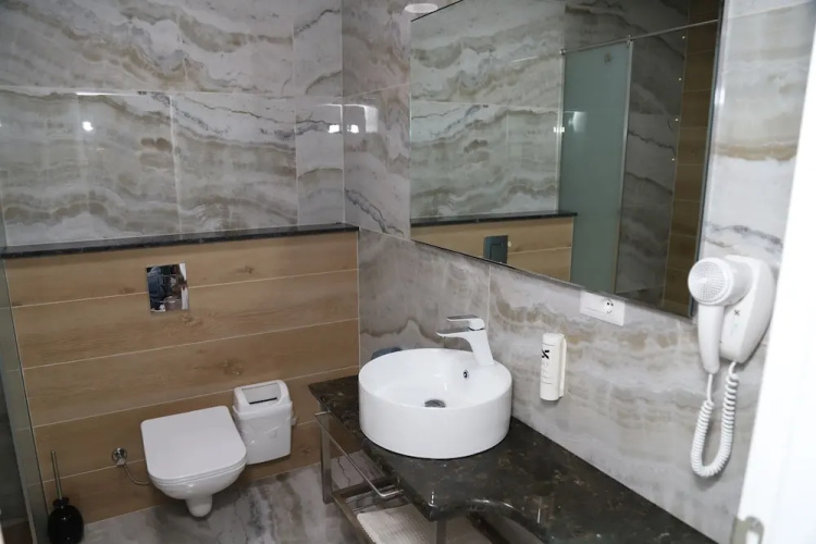 Sky Hotel