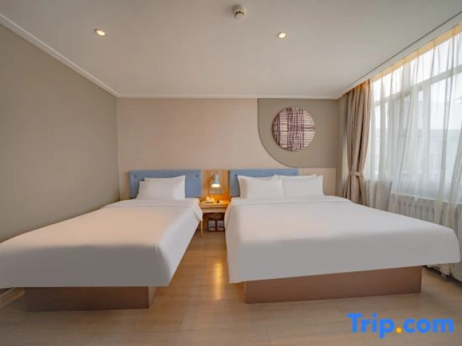 Standard Twin Family room