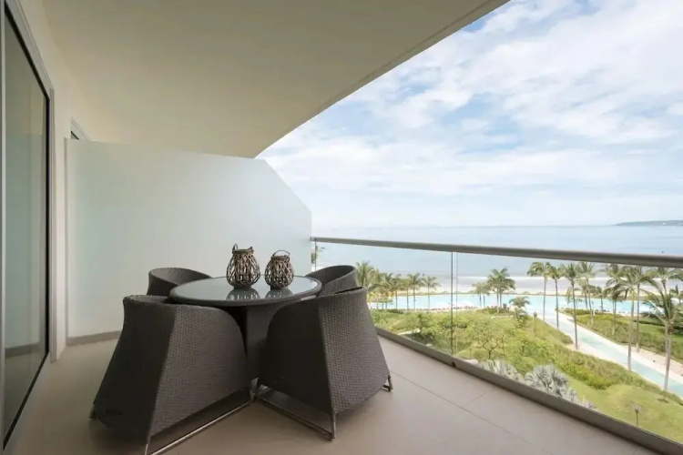 Condo Pnv By Trvl2Hm