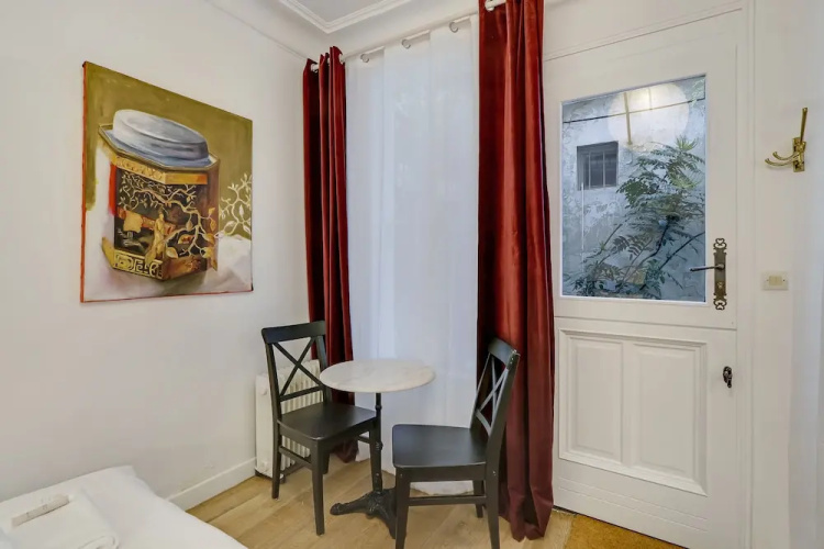 Pick A Flat's Montparnasse Studio