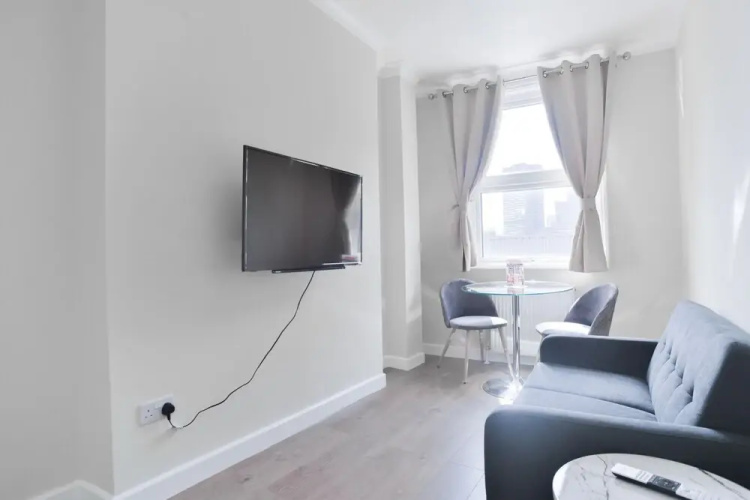 Studio & One Bedroom Apartment in Euston