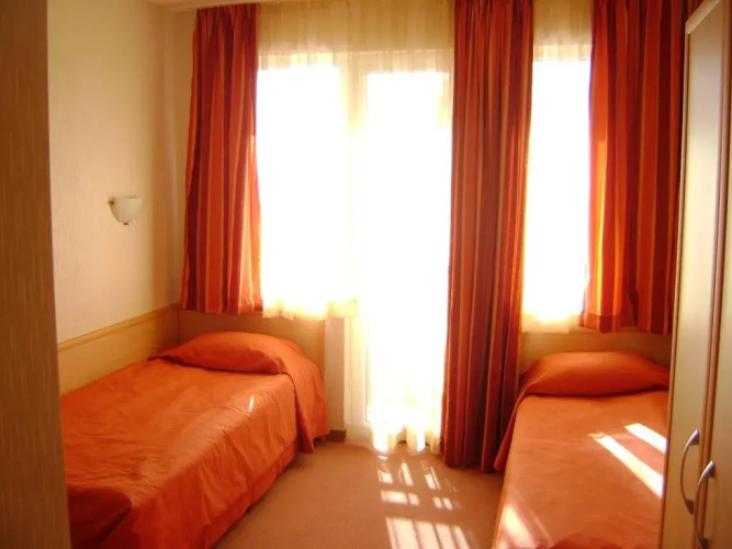 Hotel Treshtenik