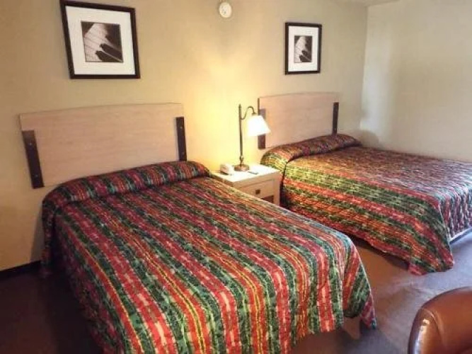 American Inn & RV Park