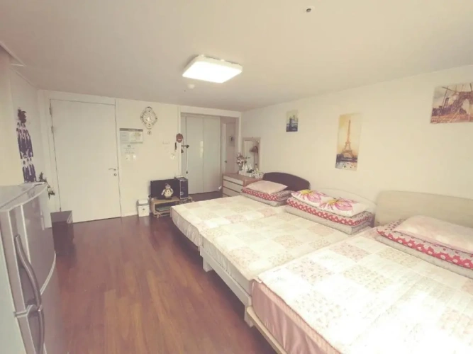 Standard Family room
