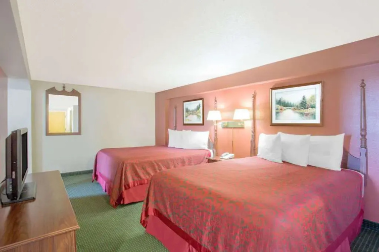 Days Inn Custer