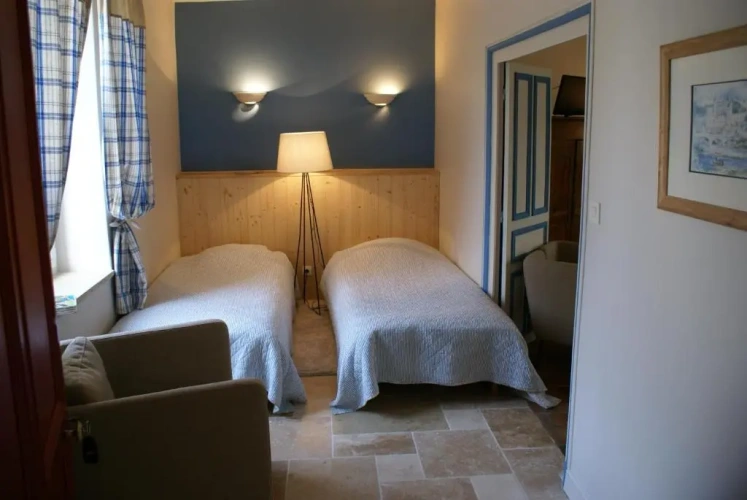 Standard Double room with view