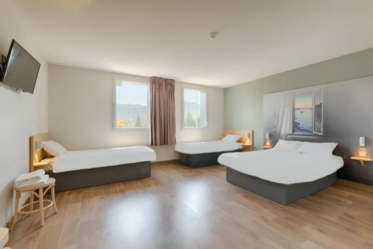 Quadruple room