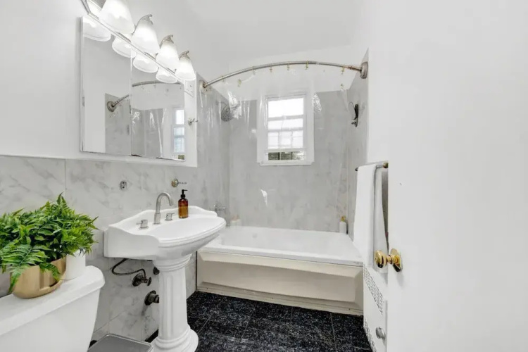 Spacious 3BR Luxe Escape near NYC