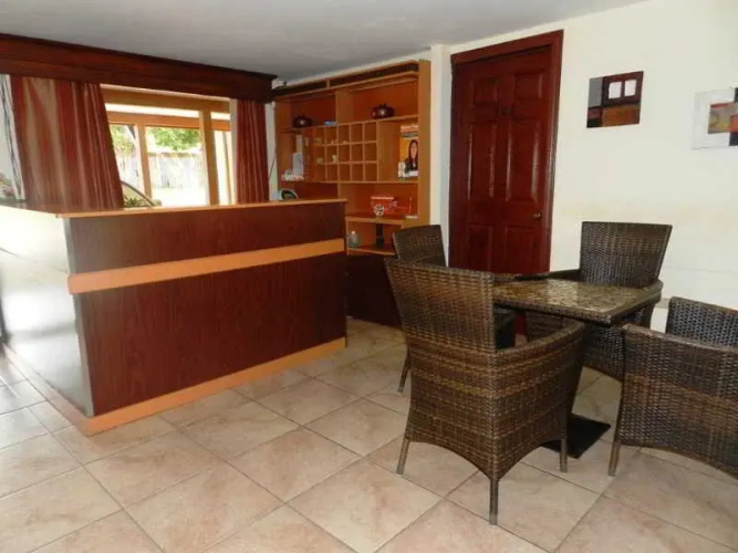 Suites Del Zar Hotel
