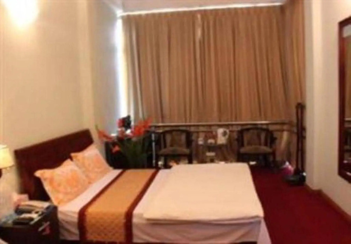 A25 Hotel - Doi Can 1