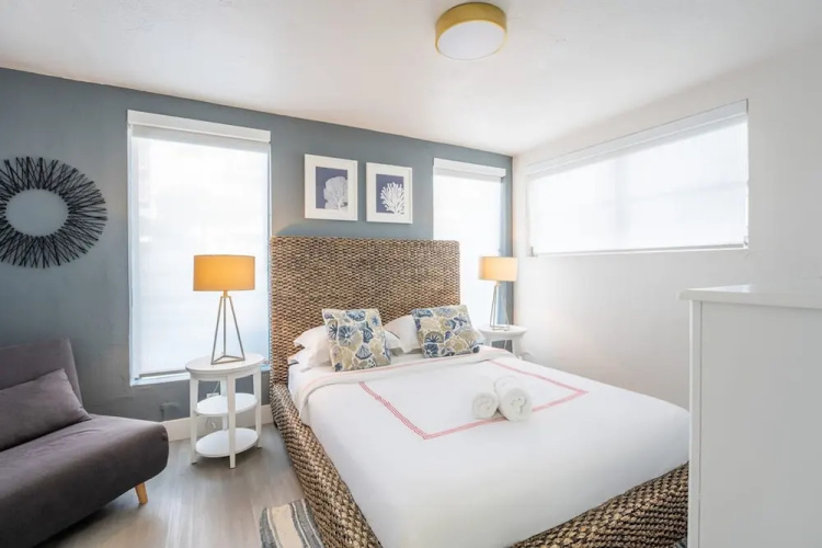 ONE Bedroom Apartment