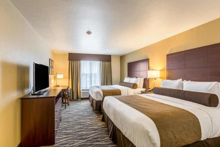 Cobblestone Hotel & Suites – Chippewa Falls