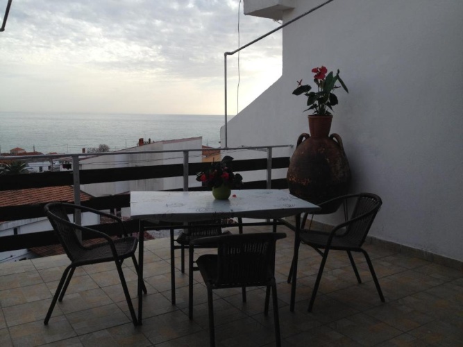 2 Bedrooms Apartment with sea view