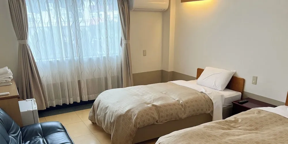 Standard Twin Family room
