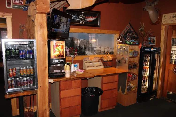 Old Corral Hotel & Steakhouse