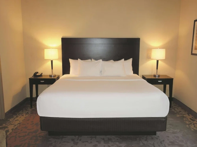 Deluxe Double Family Suite