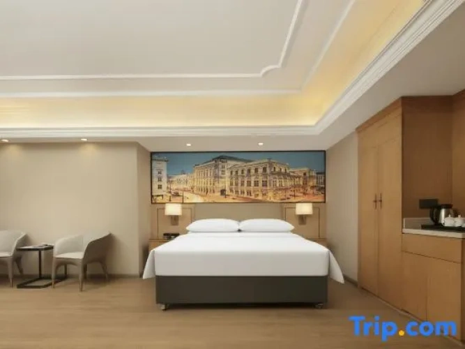 Deluxe Quadruple Family Suite with view
