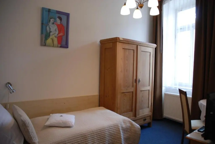 Standard Double room with view