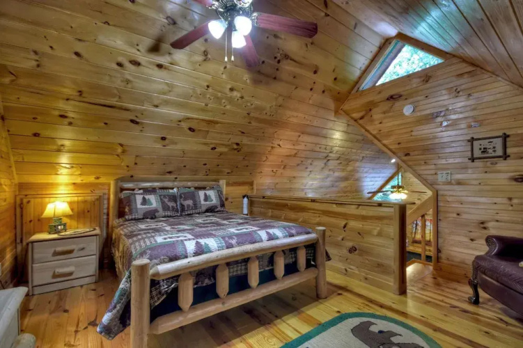 Snuggle Inn