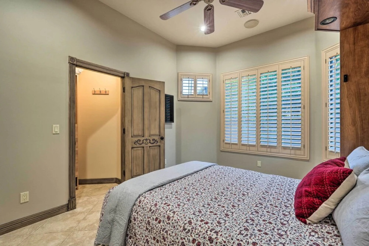 Paradise Valley Villa w/ Luxe Pool & Outdoor Games