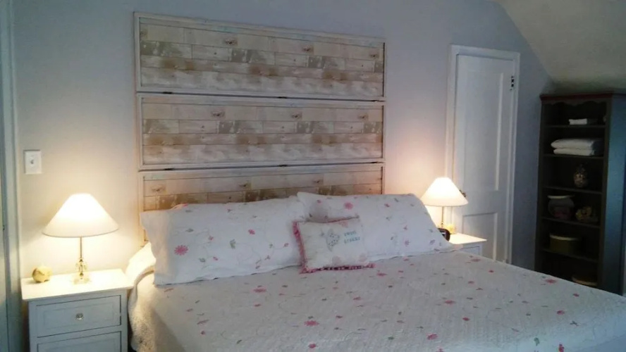 Contented Cottage Bed and Breakfast