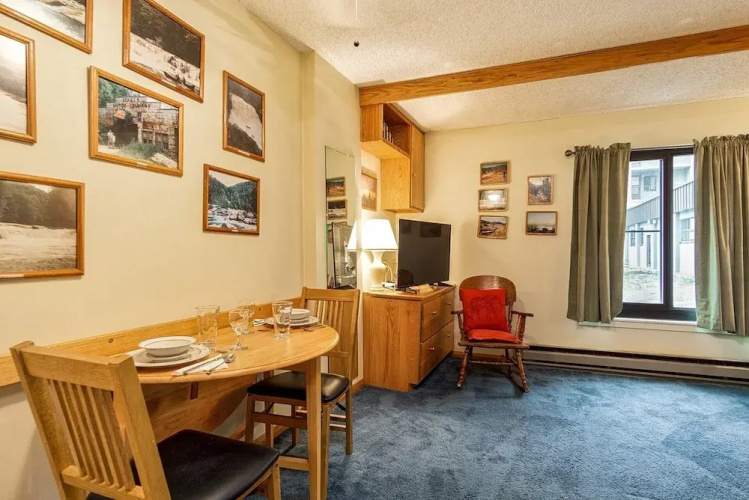 Silver Creek 1104 Studio Sleeps 3, Slope Side
