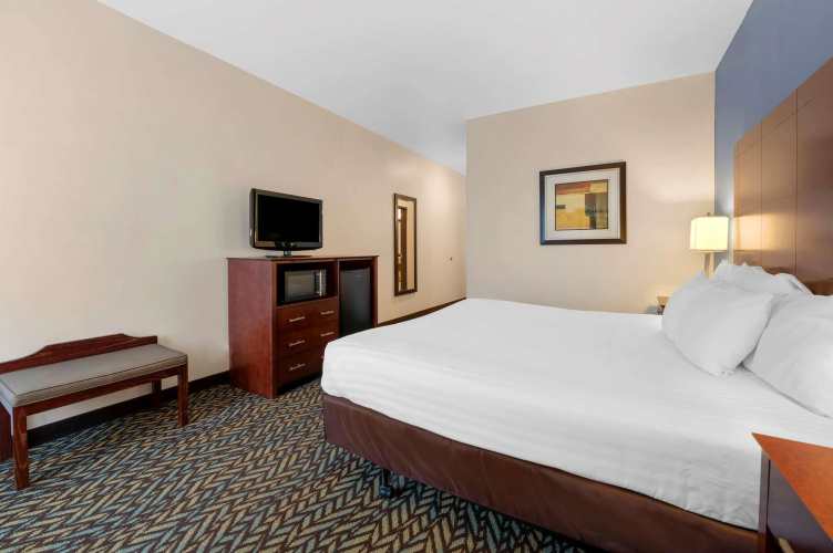 Best Western Plus Covered Bridge Inn