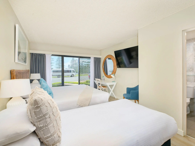 Superior Triple room with ocean view