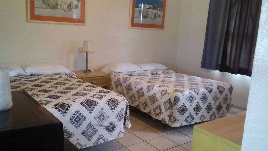 Ocean Crest Motel