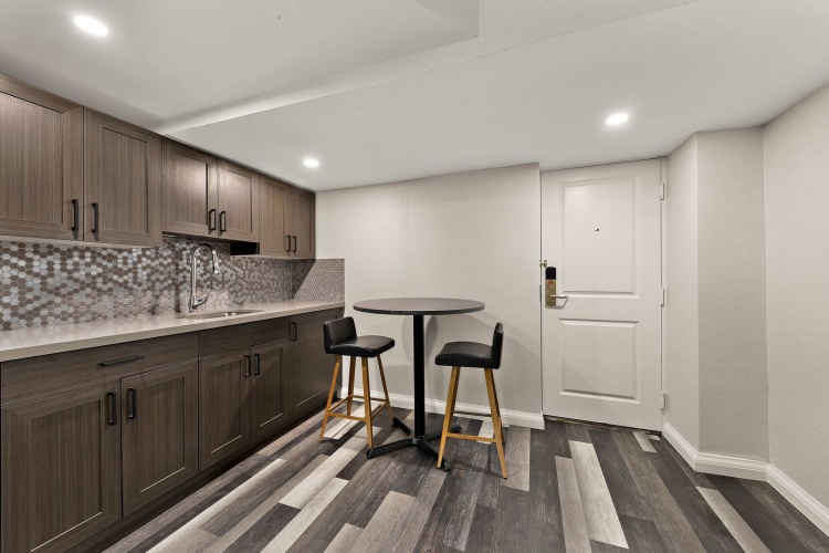 Best Western Parkway Hotel Toronto North photo 38