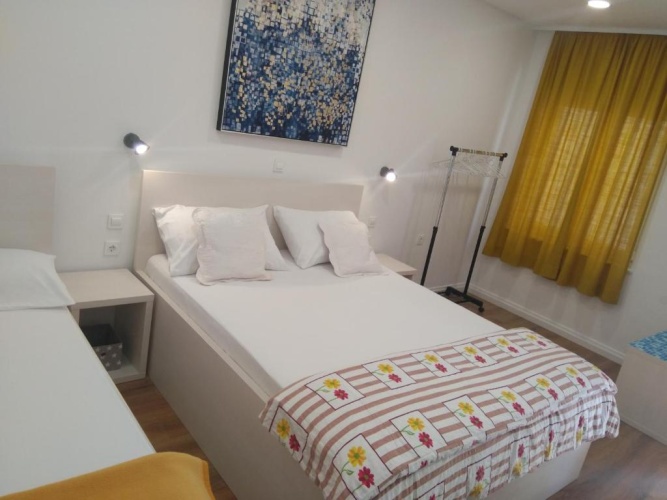 Standard Triple room with balcony